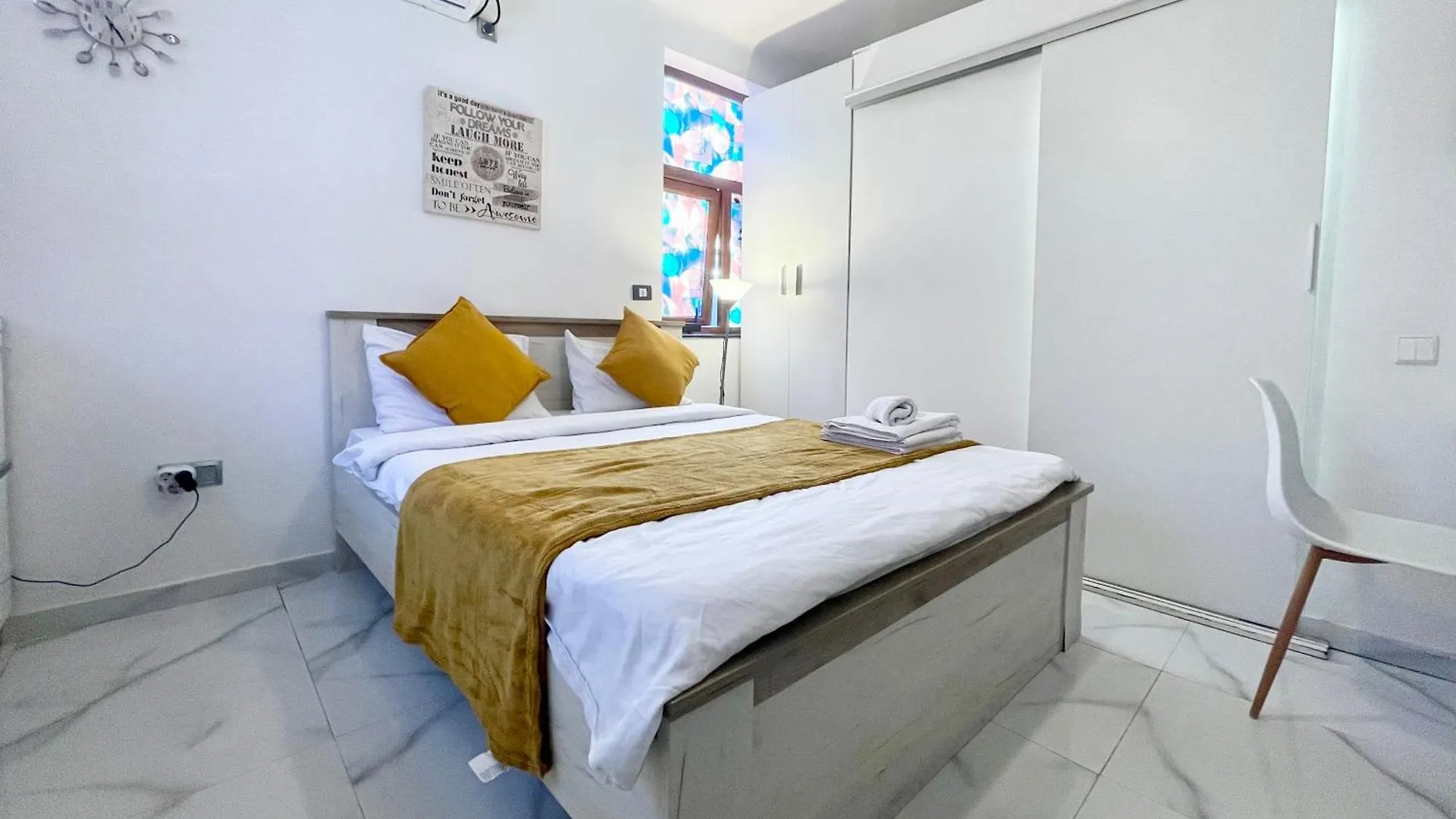 White Studio Bucarest