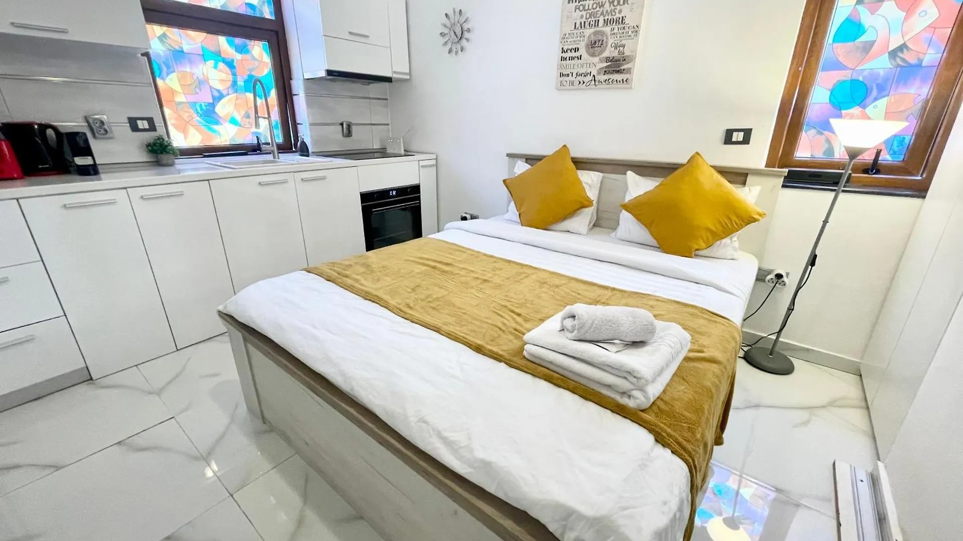 White Studio Bucarest